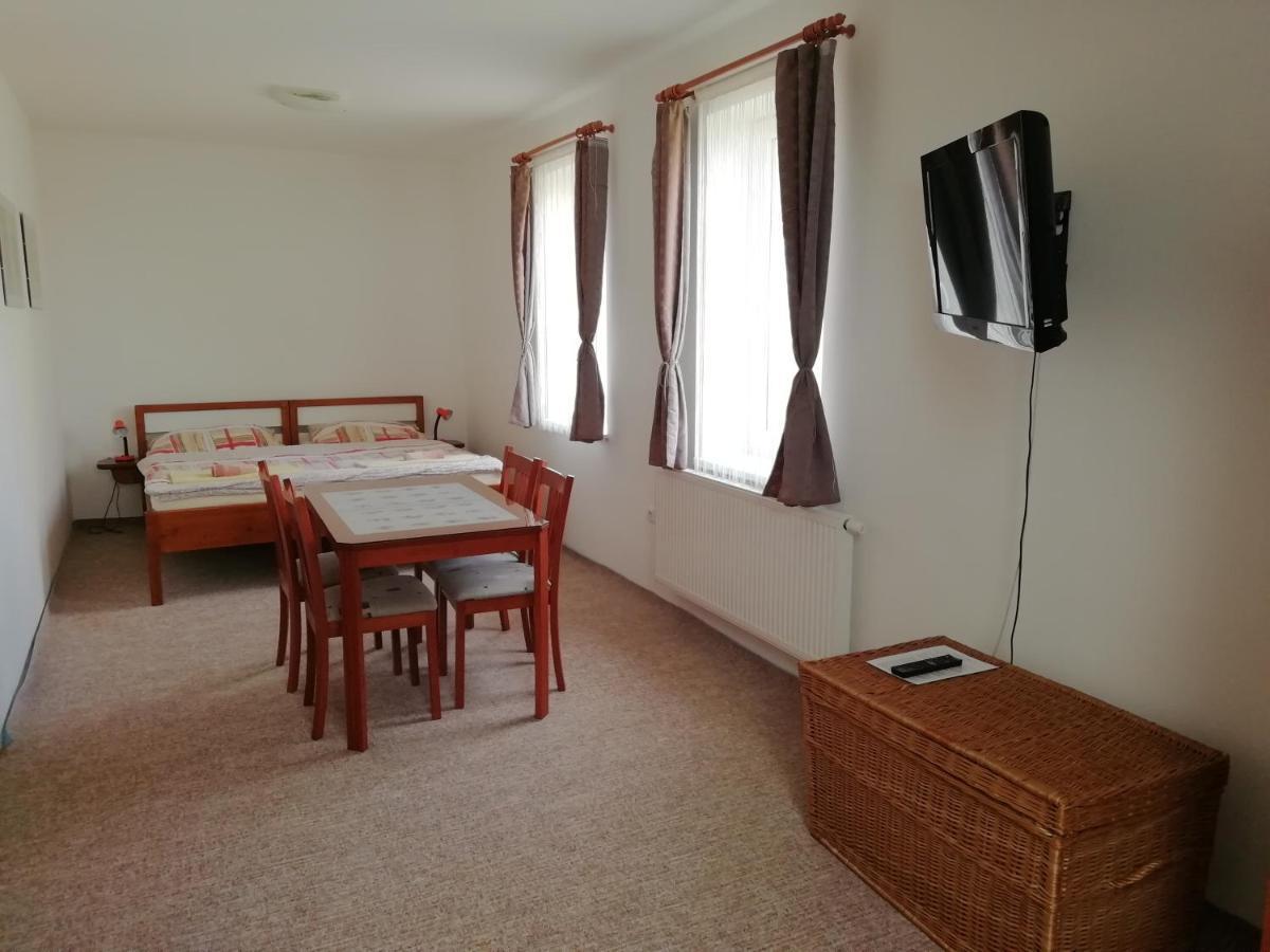Penzion Alma Znojmo Dış mekan fotoğraf